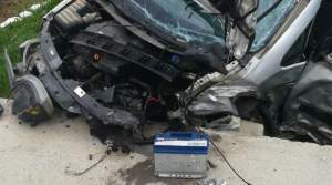 Patru autoturisme implicate într-un grav accident rutier, în Botoșani: 6 persoane, rănite