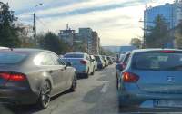Traficul din Iași, în colaps. Circulația în principalele intersecții din oraș, blocată. „Traficul suntem noi!", însă deciziile politice sunt ale autorităților locale”