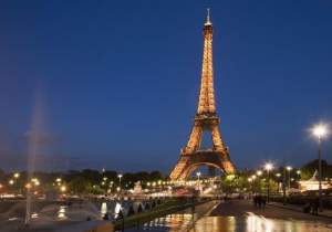 Se redeschide Turnul Eiffel!