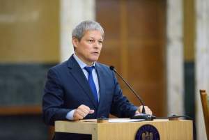 Dacian Cioloș cere demisia ministrului Educaţiei. „Anisie ar trebui să plece. Până ieri, era nevoie de pepsiglas, azi nu mai trebuie&quot;