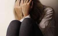 Adolescentă din Iași, bătută și violată de prietenii iubitului ei: agresorii au fost arestați