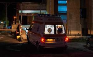 O persoană a murit și o alta este rănită, în urma unui scandal petrecut între mai mulți indivizi, în Neamț