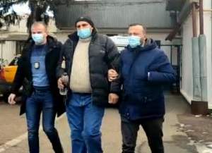 Cămătar din Pitești, reținut pentru șantaj: a fost prins în flagrant în timp ce primea bani