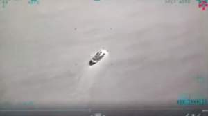 Două nave rusești din clasa Raptor, distruse de o dronă ucraineană Bayraktar lângă Insula Șerpilor (VIDEO)