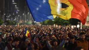 Analiză AFP: euroscepticismul în România, alimentat de știri false promovate de propaganda rusă și mogulii de presă corupți