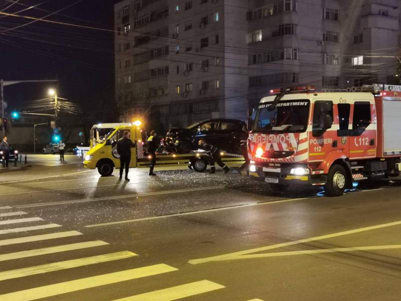 Mihai Chirica, accident grav în Moara de Foc, izbindu-se în intersecție de un BMW