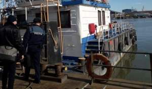 Dosare penale pentru punerea în navigație a unei nave fără a avea un echipaj minim de siguranță, la Galați