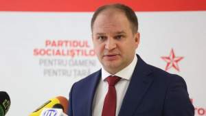 Socialistul Ion Ceban a câștigat Primăria Chișinău în fața pro-europeanului Andrei Năstase