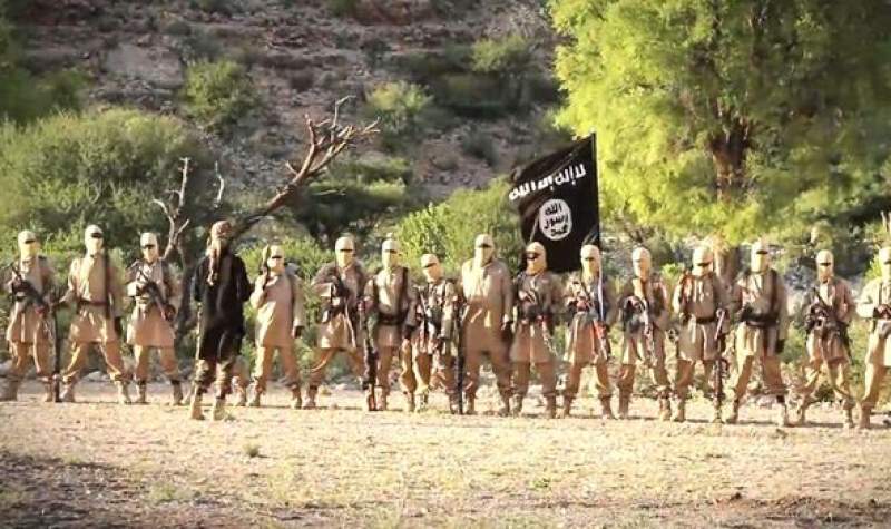 Un important lider ISIS şi alţi 10 membri ai grupării au fost ucişi într-o operaţiune militară americană
