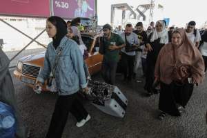 MAE: Încă 51 de români și membri de familie vor putea trece din Gaza în Egipt