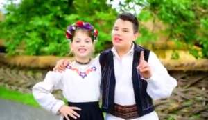 Codrin Ștefănescu distribuie o melodie populară în care doi copii spun: Frunză verde de bostan, eu nu-l vreau pe Timmermans. Ponta: Dezgustător, doar comuniștii și naziștii foloseau copii nevinovați în campaniile electorale (VIDEO)