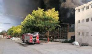 Incendiu devastator la o hală de producție de polistiren din Dâmbovița: a fost emis mesaj RO-ALERT