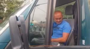 Pericol public! Șofer din Cluj oprit de alți șoferi în trafic, după o cursă nebună prin oraș (VIDEO)