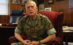 Fost general al Puşcaşilor Marini, favorit pentru funcţia de secretar american al Apărării şi şef al Pentagonului