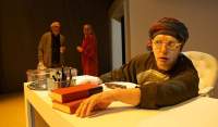 „Țestoasa lui Darwin”, premieră pe țară pe scena Sălii Studio a Naționalului ieșean