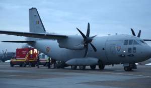 Trei pacienți COVID din Iași, transferați cu avionul în Polonia: al patrulea a murit la aeroport
