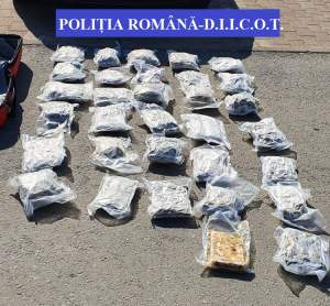 Peste 9 kilograme de droguri, trimise din Spania printr-o firmă de curierat, interceptate de DIICOT în Bistrița