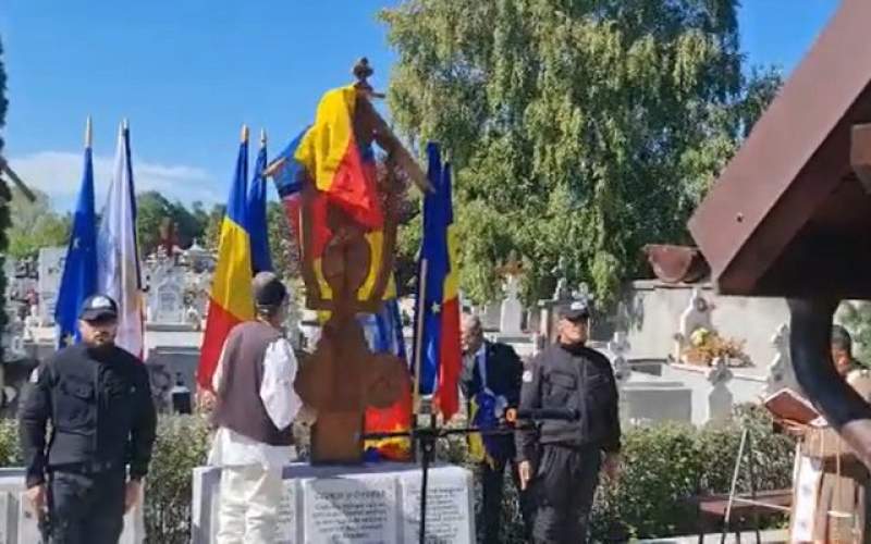 Monument dedicat „eroilor” fostei Securități, dezvelit la Pitești