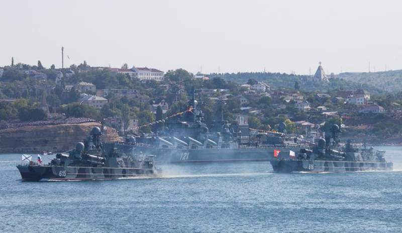 Rusia testează o armă care poate produce dezastre navale în Marea Neagră