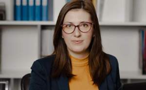 Monica Berescu, deputat USR PLUS: „Cîțu a provocat o criză în Alianță pentru a-și arăta mușchii în PNL”