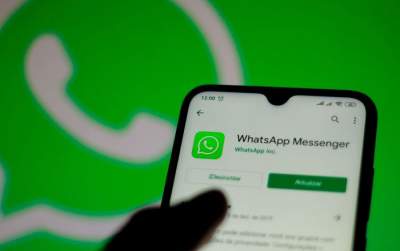 WhatsApp testează o nouă funcție care va permite adăugarea contactelor prin scanarea codurilor QR