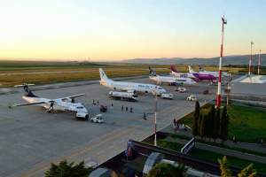 Reîncepe activitatea pe Aeroportul Internațional Iași: primele zboruri, începând de vineri