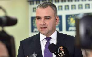 Marius Bodea îi cere demisia lui Mihai Chirica după ce primarul Iașului i-a făcut „sclavi” și „prostituate” pe tinerii care au ales să plece la muncă în străinătate! (VIDEO)