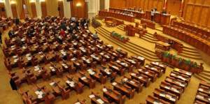ULTIMA ORĂ Şedinţa în care se decidea soarta lui Toader, suspendată, după boicotul PSD