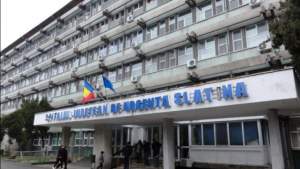O pacientă intrată în stop cardiorespirator a murit în liftul Spitalului Județean din Slatina, care a rămas blocat între etaje