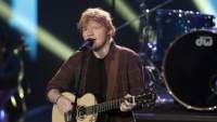 Ed Sheeran anunţă că are Covid-19