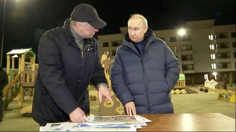 Putin, ridiculizat pentru că ar fi „trimis o sosie” în Ucraina: „O babușkă fără dinți”. Partea corpului care l-ar fi trădat