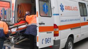 Un bărbat salvat din ștreang de un negociator al Poliției și un jandarm a murit în drum spre spital