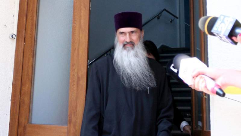 Arhiepiscopul Tomisului scapă de amenda primită pentru că nu a respectat izolarea