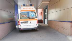 Dosar penal de ucidere din culpă: Asistenta de pe ambulanța din care a căzut profesoara de religie din Bacău a fost dată afară