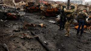 Ministrul de Interne ucrainean: Militarii ruși au lăsat explozibili în locuințele din Bucea