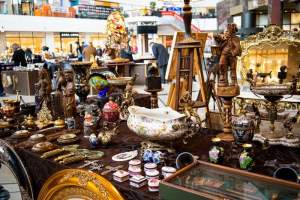 Weekend-ul de Artă și Antichități aduce „frânturi de istorie” la Palas