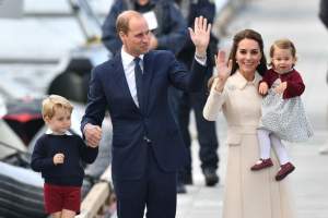 Casa Regală britanică se mărește: ducesa de Cambridge așteaptă al treilea copil