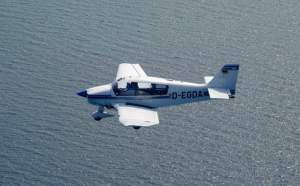 Un avion de mici dimensiuni a dispărut în Triunghiul Bermudelor. Paza de Coastă a găsit resturi din aeronavă