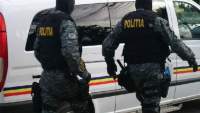 Percheziții în Iași, într-un dosar de proxenetism: doi bărbați au fost reținuți