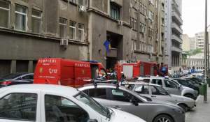 Coșmar! Liftul de la Poliția Capitalei a căzut în gol un metru, cu 6 agenți înăuntru