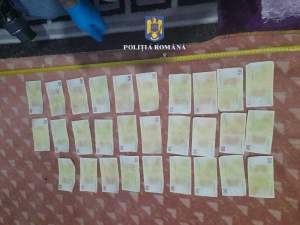 Tânăr din Bistrița prins în flagrant cu mai multe bancnote false de 50 de euro