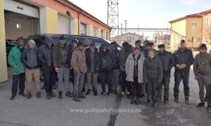 O nouă „invazie”: 24 de irakieni și sirieni, însoțiți de călăuza lor, opriți la granița cu Serbia