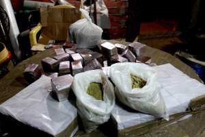 Româncă arestată în Maroc pentru trafic de droguri: polițiștii i-au găsit în mașină 159 kg de cannabis