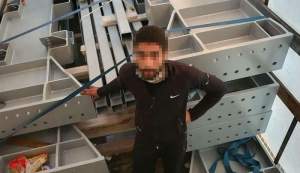Tânăr palestinian ascuns într-un camion cu profile metalice, depistat la Giurgiu