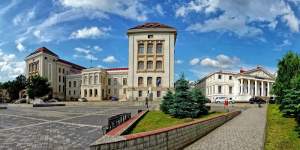 Peste 2.200 de candidați la admiterea la Universitatea de Medicină și Farmacie din Iași