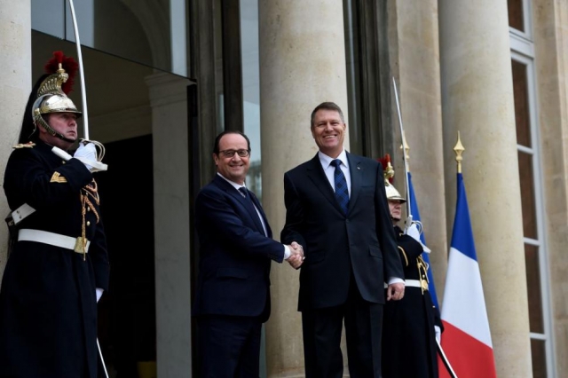 Francois Hollande, vizită oficială de două zile în România