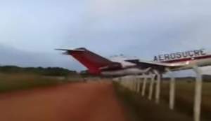 VIDEO. Avion cargo prăbușit în estul Columbiei: un singur supraviețuitor. Momentul a fost filmat