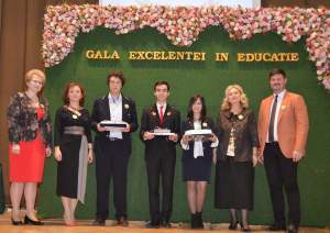 Cei mai buni trei elevi din Iași, premiați de Camelia Gavrilă. Recompense de la deputată pentru „Excelență în Educație”
