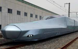 Japonia produce Alfa-X, un tren care poate călători cu 400 km/h (VIDEO)