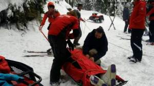 Turistă recuperată în stare gravă din Masivul Bucegi